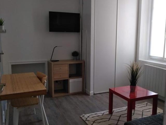 Studio meublé 14 m²