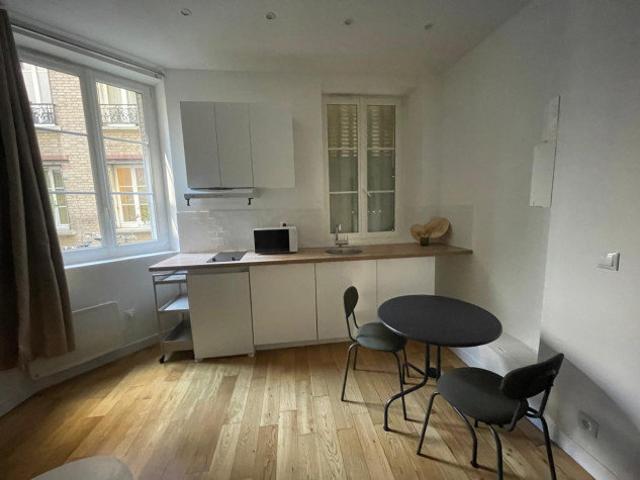 Studio meublé 15 m²