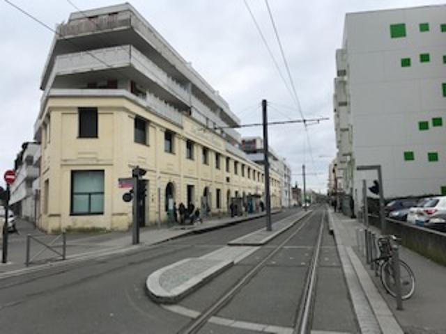 STUDIO MEUBLE 16 M2