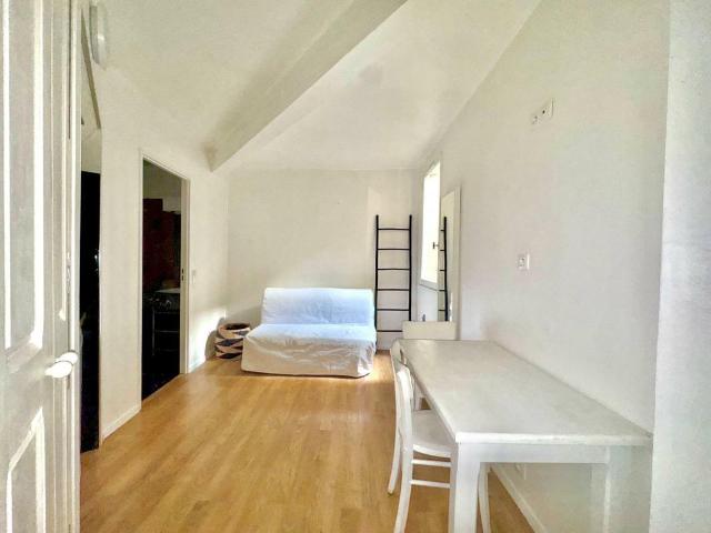 Studio meublé 16 m²