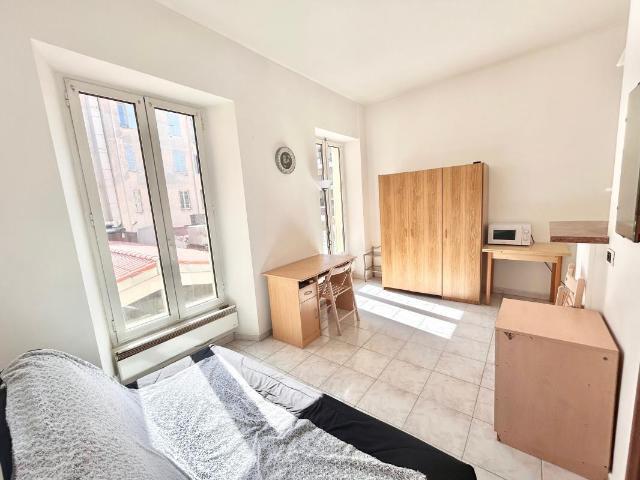 Studio meublé 17 m²