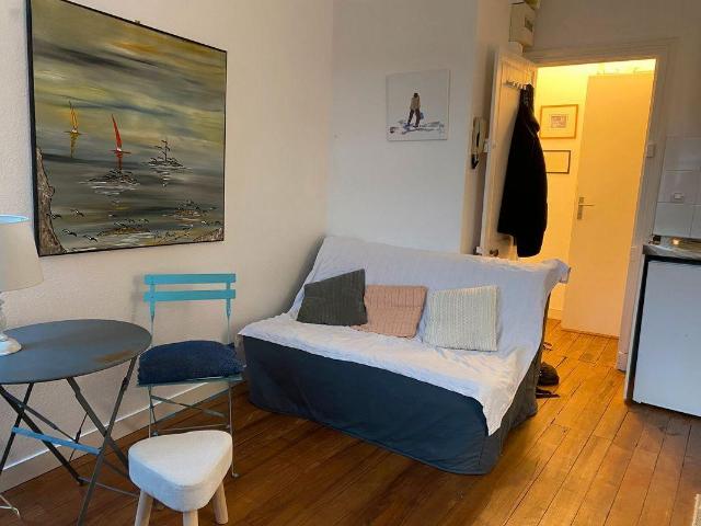 Studio meublé 17m² avec terrasse lumineux et calme