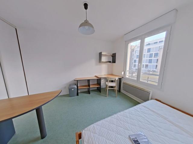 STUDIO MEUBLE 18 m² Tréfilerie