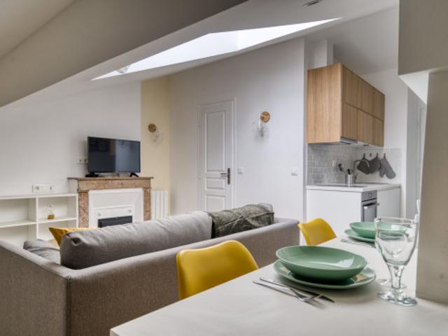 STUDIO MEUBLE 18m2 Av. Jean François Raclet LYON