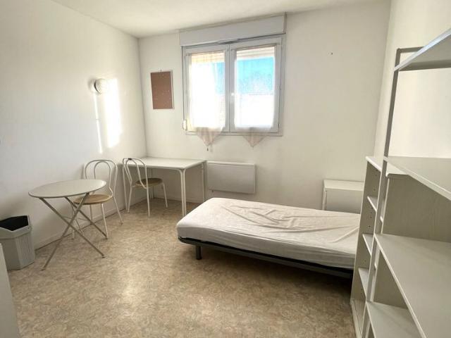 STUDIO MEUBLÉ 18M² ACHICOURT