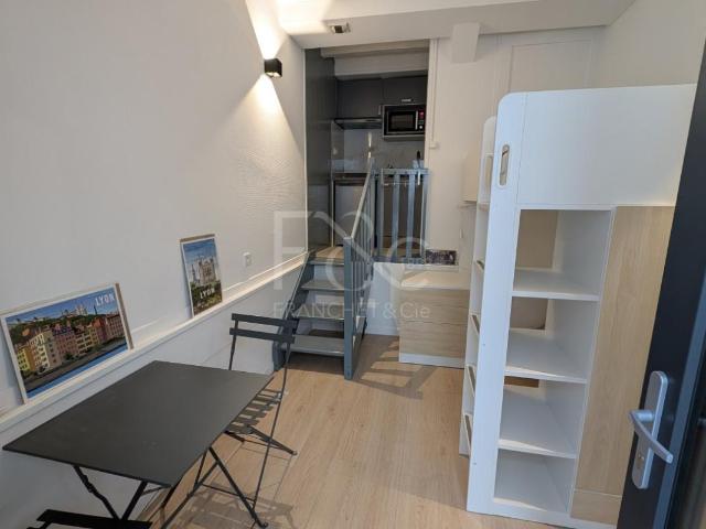 Studio meublé 11 m²