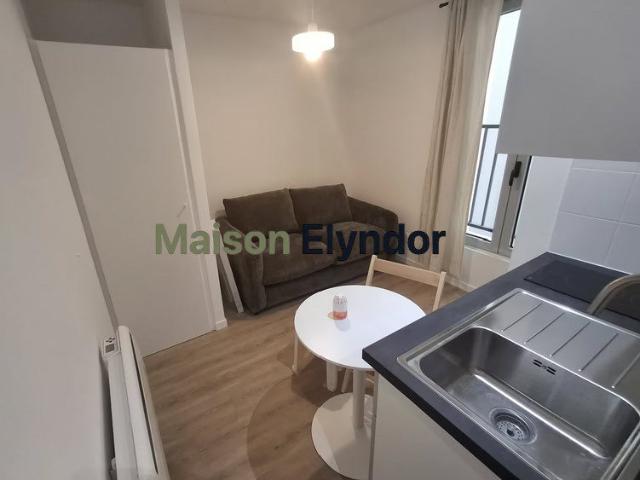 Studio meublé 11 m²