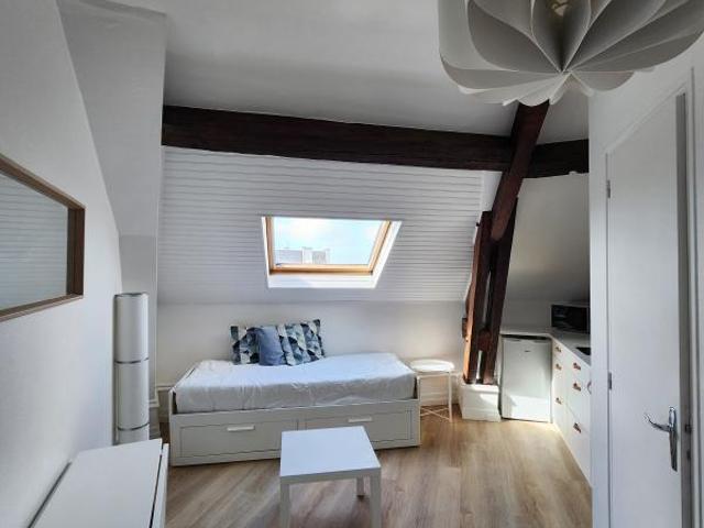 Studio meublé 12 m²