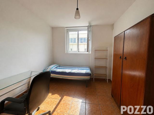 STUDIO MEUBLE 12.3 m2 SECTEUR THEATRE