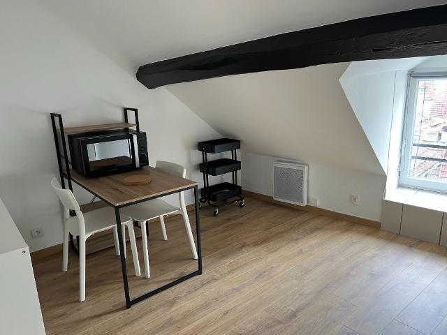 Studio meublé 13 m²