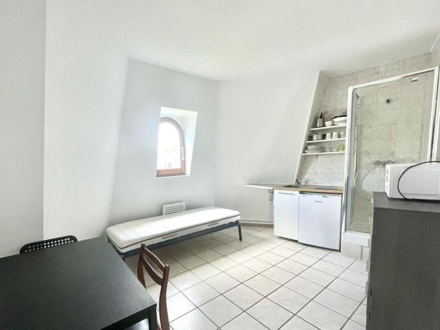 Studio meublé 13m² avec ascenseur