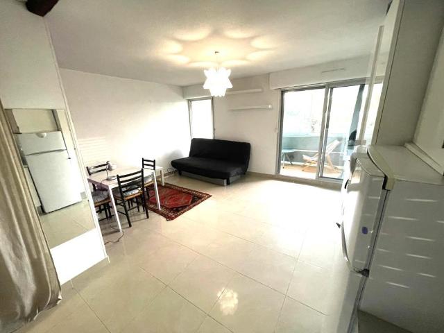 Studio meublé 27 m²