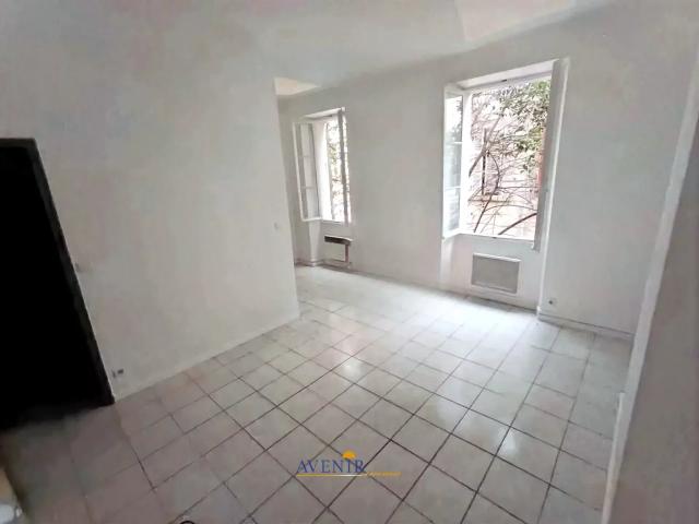 Studio meublé 27m² 13006 MARSEILLE
