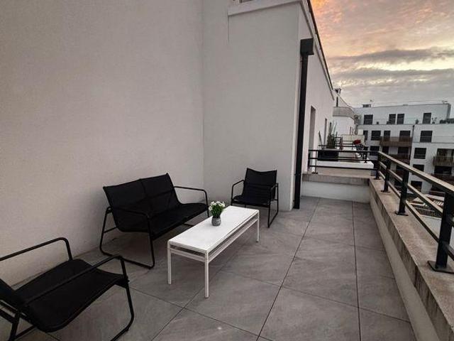 Studio meublé 28 m² + terrasse 16 m²