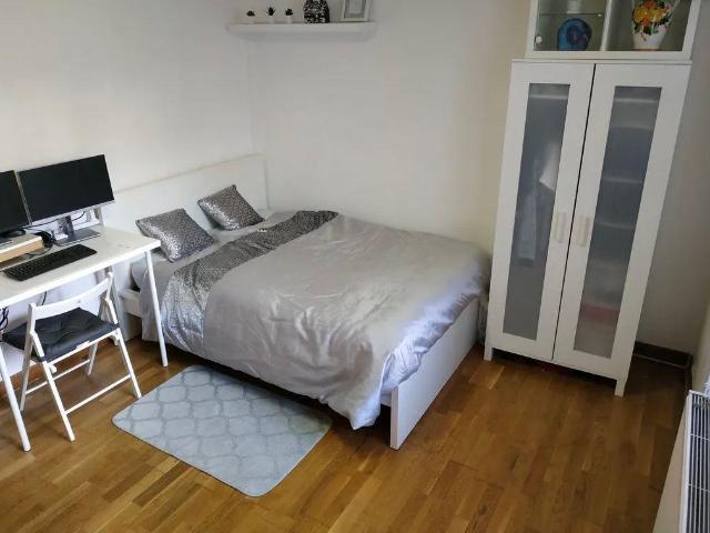 Studio meublé 20m2 avec jardin privatif parking