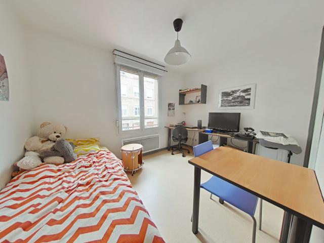 STUDIO MEUBLE 22 m² prox FAC Tréfilerie