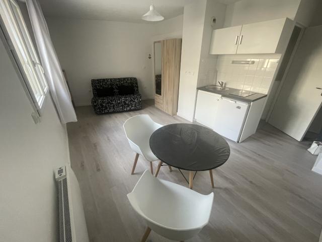 Studio meublé 22.08m2