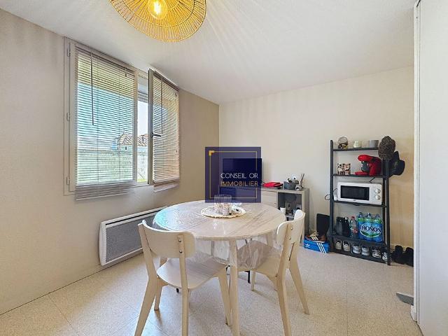 Studio meublé 22m2 SAINT GENIS LAVAL