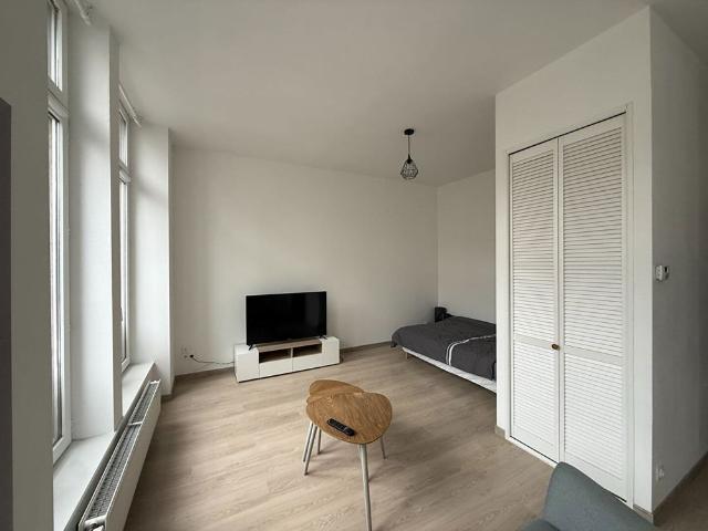 STUDIO MEUBLÉ 34.29 M² SECTEUR HÔTEL DE VILLE