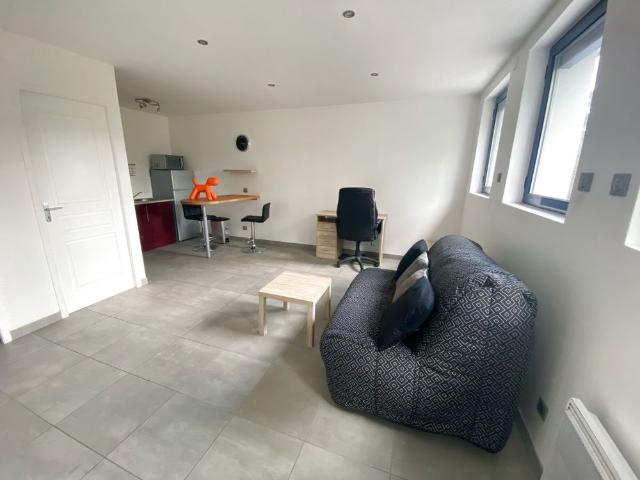 Studio meublé 30 m2 secteur Rabanesse/Coubertin/Lecoq