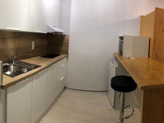 Studio meublé 31 m2 + parking