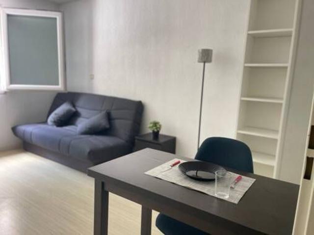 Studio meublé