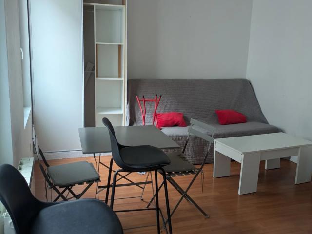 Studio meublé