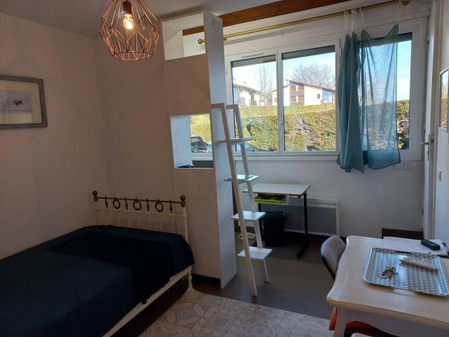 Studio meublé