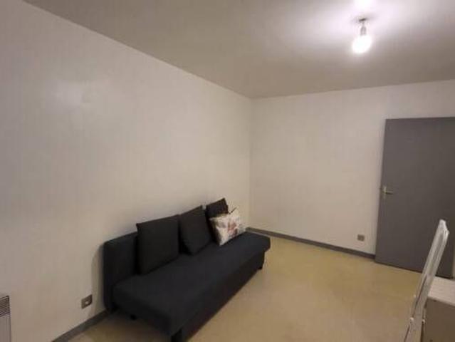 Studio meublé
