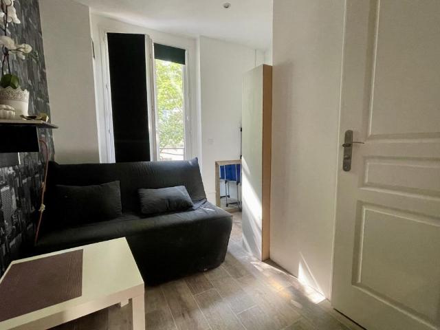Studio meublé 9 m²