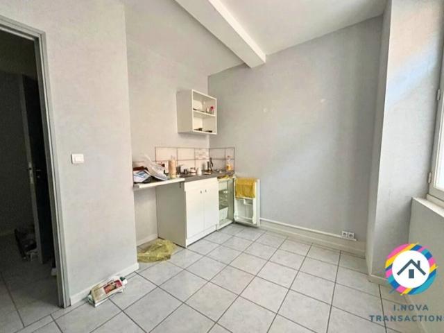 Studio meublée ou profession libéral