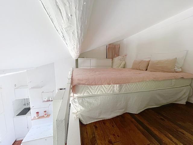 STUDIO MEZZANINE MEUBLE / AIX EN PROVENCE