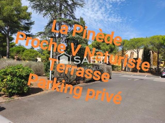 Studio mezzanine climatisé avec parking privatif