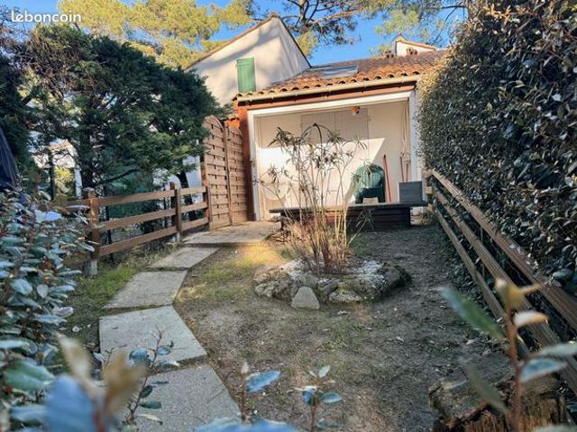 Studio mezzanine