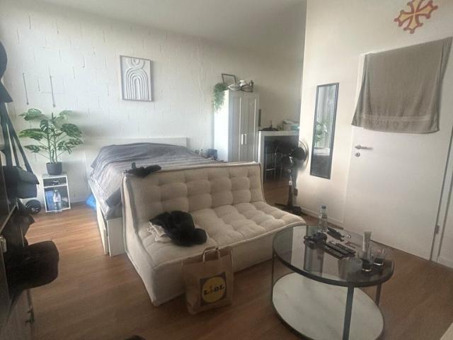 Studio mit 28 m² Kontakt für Besuch: 076 803 08 66
