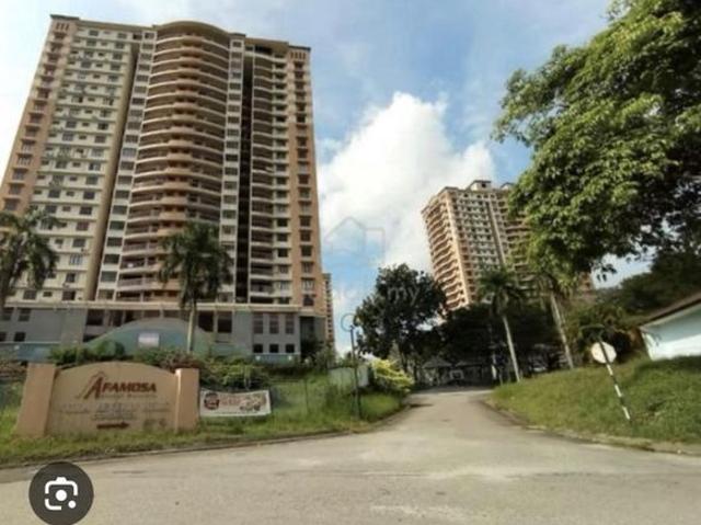 STUDIO n 834SQFT BEVERLY HILLS A CONDO FAMOSA RESORT ALOR GAJAH