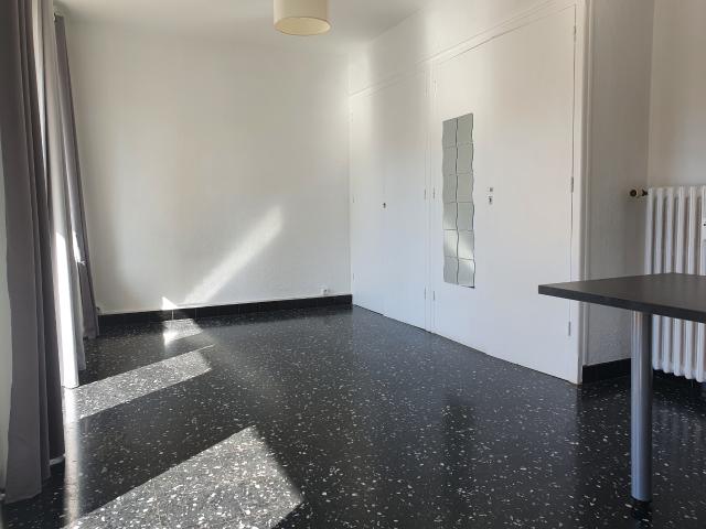 STUDIO Non meublé 27m2 Proche du Thiou
