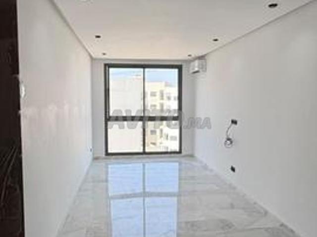 Studio neuf 50m2 Roches noires