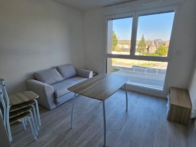 Studio neuf à Louviers meublé