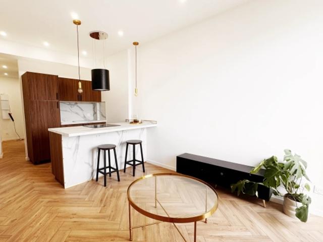 Studio neuf à proximité immédiate de Monaco, prestations haut de gamme, terrasse