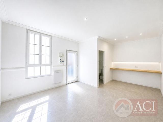 STUDIO Neuf à Saint Denis PLEYEL