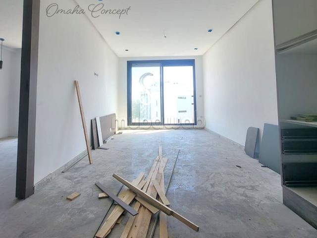 Studio Neuf façade 38m 2è ét Balcon garage Palmier