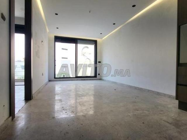Studio Neuf façade 38m 2è ét Balcon garage Palmier