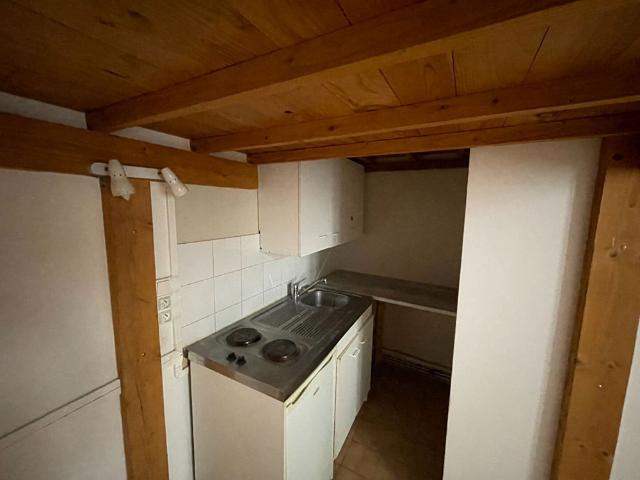STUDIO NIMES 1 pièce s 15 m2