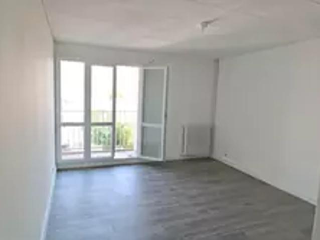 Studio Nîmes Carnot, Location studio 1 pièce 28 m²