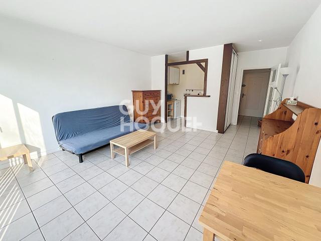 Studio Senlis Brichebay