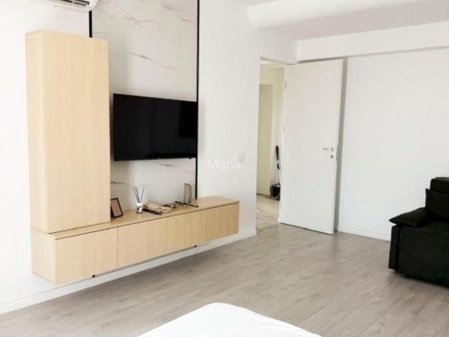 Studio spatios premium modern Lila Residence