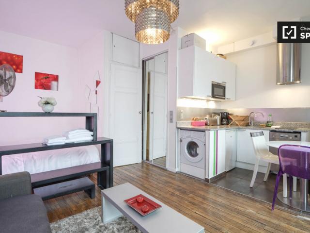 Studio studio à louer à République, Paris