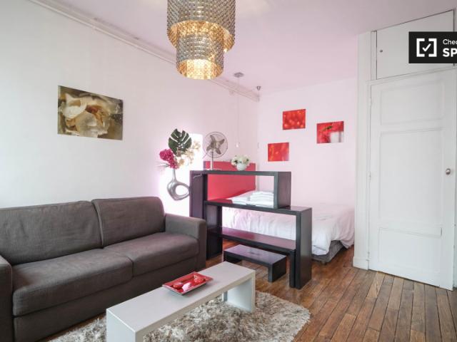 Studio studio à louer à République, Paris