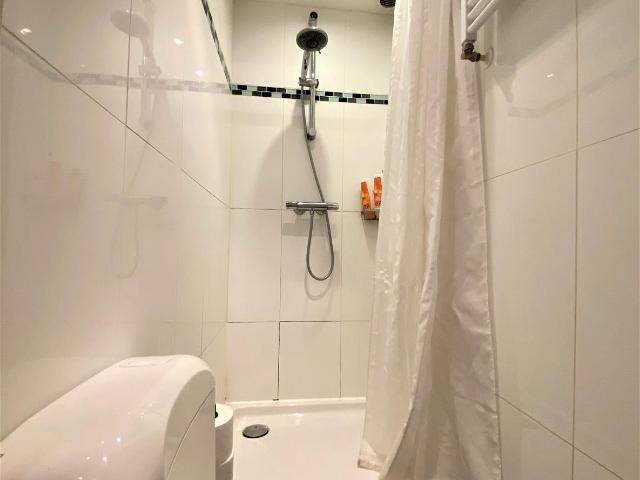 Studio Studio Surface Area: 25m2 Furnished